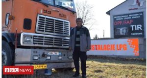 Poles raise money to buy new lorry for stranded Iranian