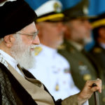 پنجره ای رو به خانه پدری پنجشنبه ۱۰ آبان