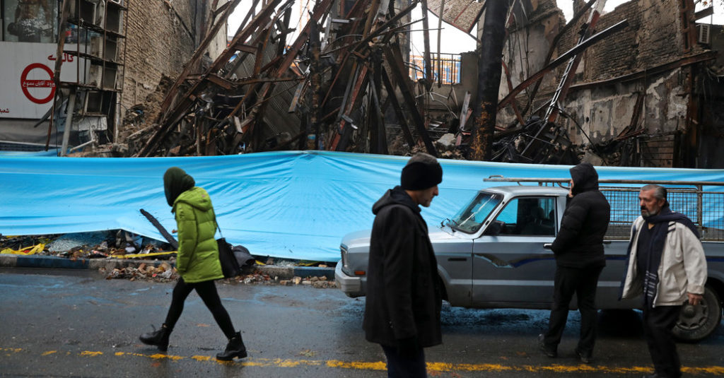 Iranians Honor Dead Protesters, Amid Vows to Fight On