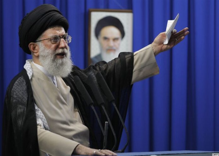 خامنه-ای-نماز-خشم
