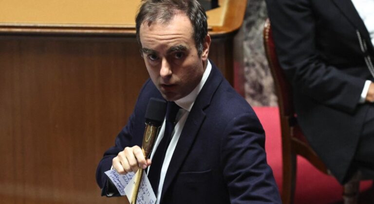 دکه چهارشنبه ۲۳ مهر ۱۴۰۴